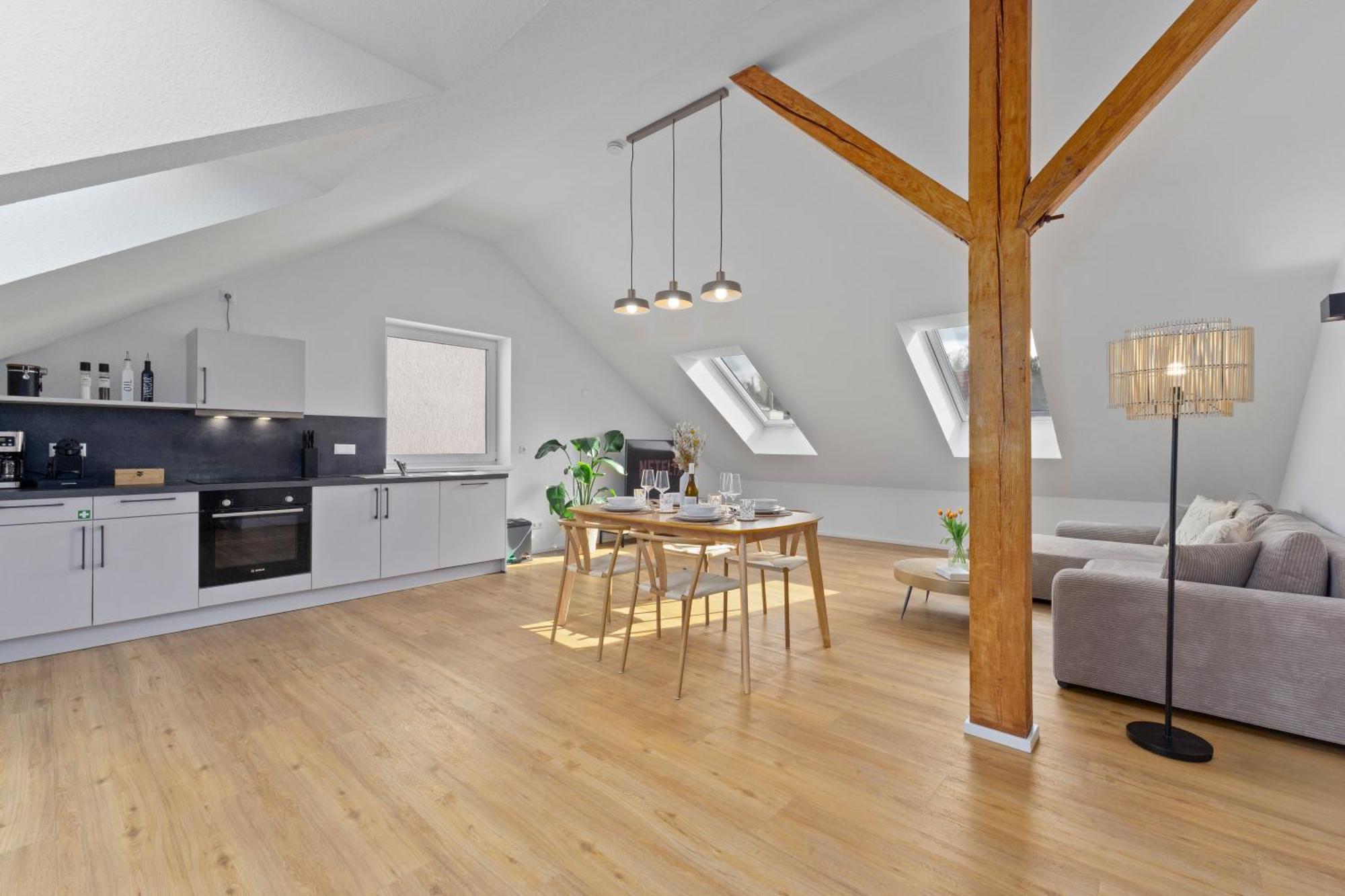 Charmante Design-Apartments In Top Lage - Naehe Altstadt - Parkplaetze - Netflix 바트크로이즈나흐 외부 사진